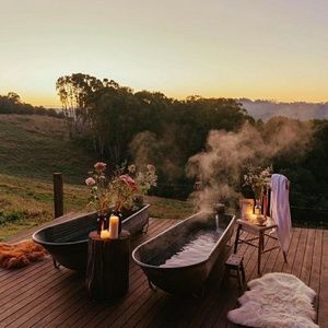 Meet your Posher, Caprice